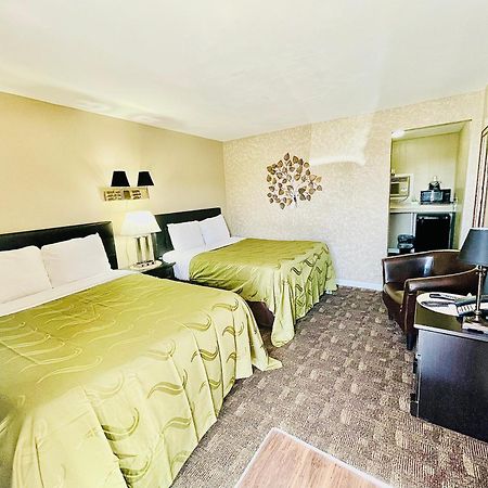 Sage N Sand Motel Moses Lake Eksteriør billede