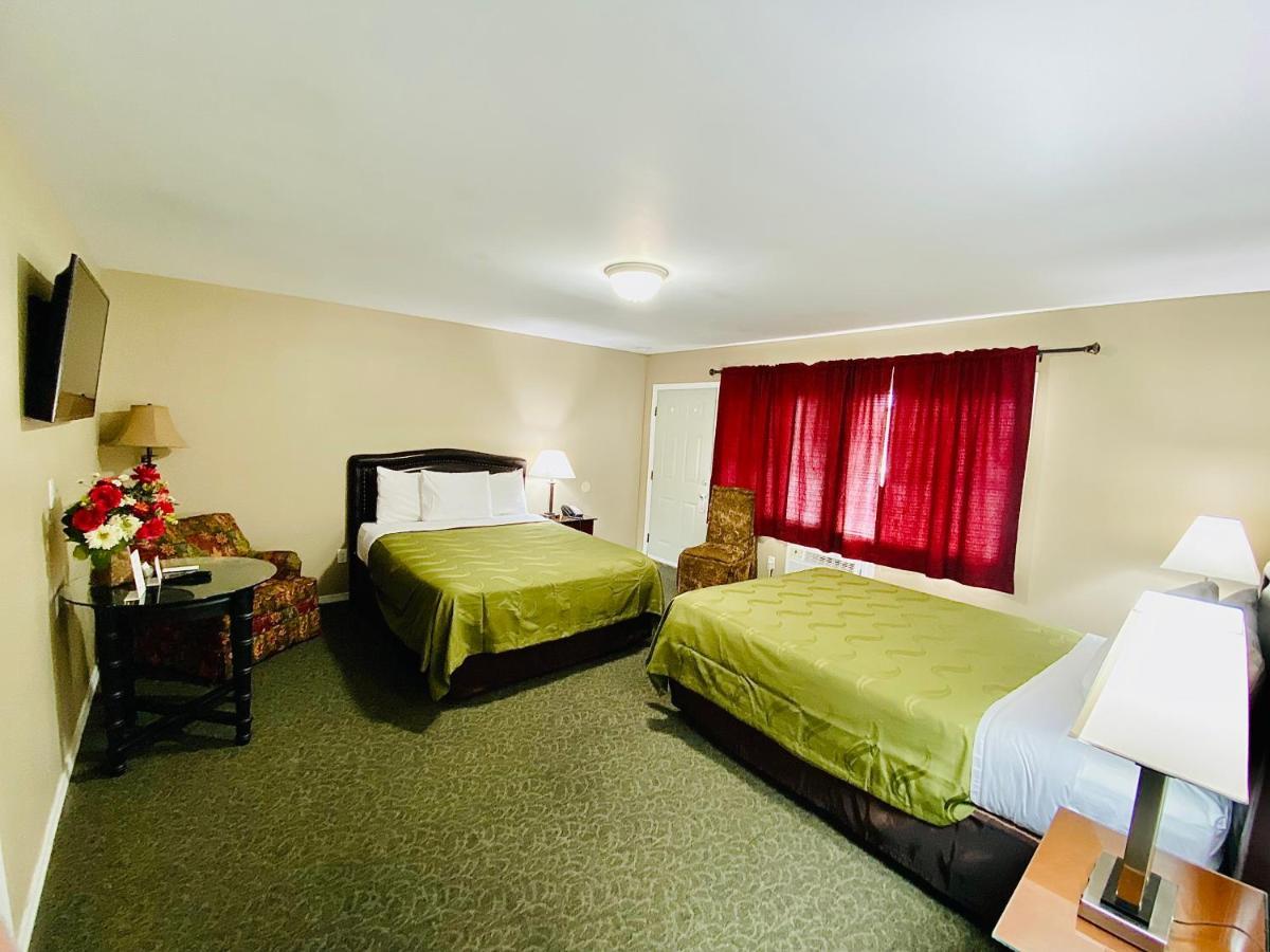 Sage N Sand Motel Moses Lake Eksteriør billede